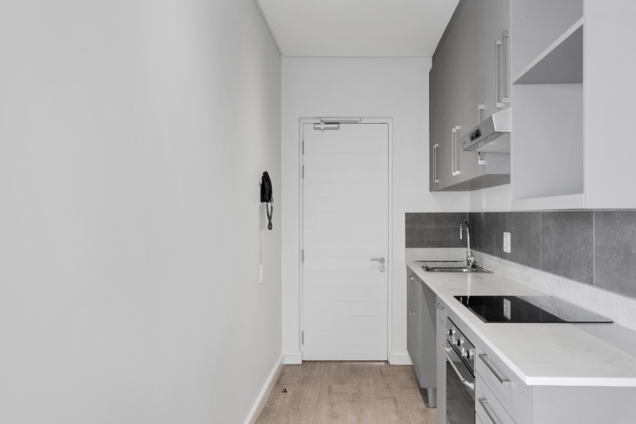 2 Bedroom Property for Sale in Foreshore Western Cape